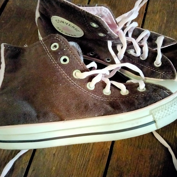 Converse All-Stars Velvety Brown Sz 6 Preowned - Picture 6 of 13